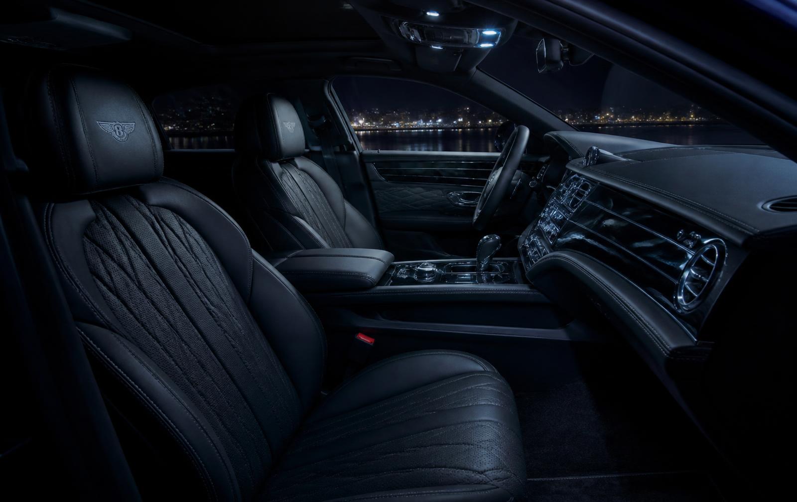 Intérieur de voiture nettoyé par COMME NEUF